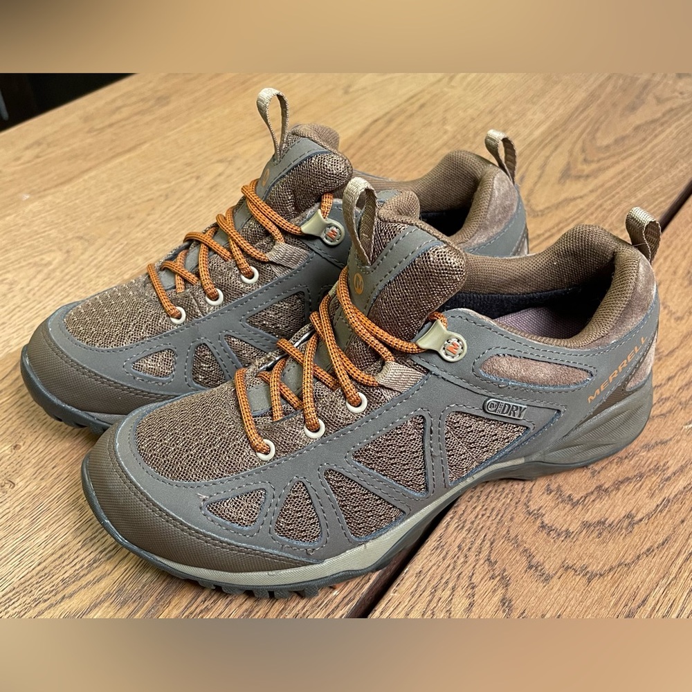 Merrell Women’s Siren Sport Q2 Hiking Shoe size 7